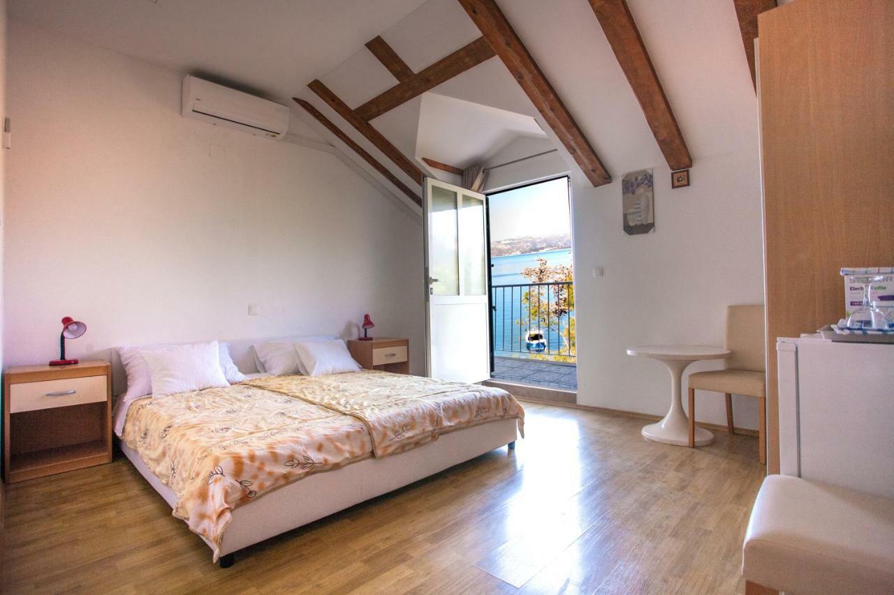 Apartment Boras Lux Cavtat Buitenkant foto